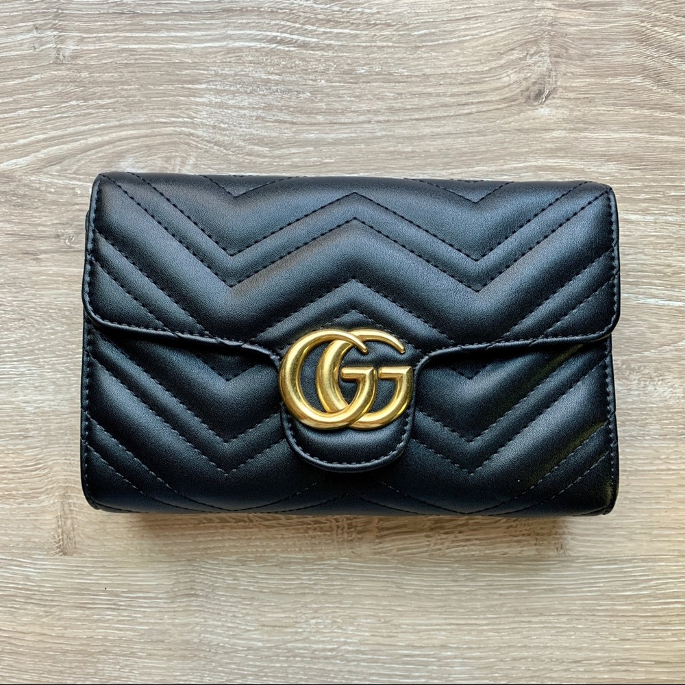 GG purse